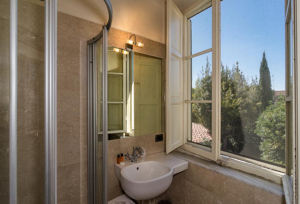 Hotel Novecento Pisa Kültér fotó