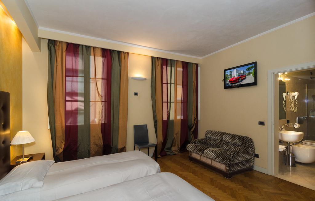 Hotel Novecento Pisa Kültér fotó