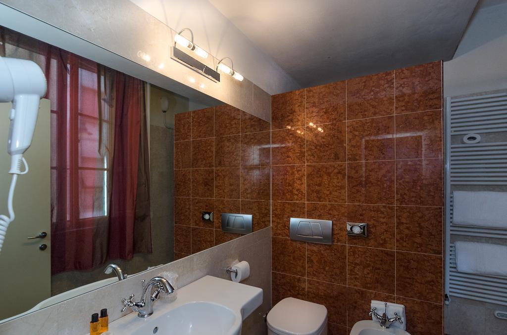 Hotel Novecento Pisa Kültér fotó
