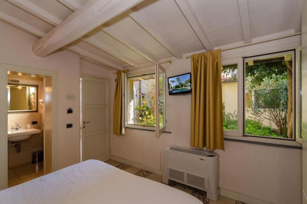 Hotel Novecento Pisa Kültér fotó